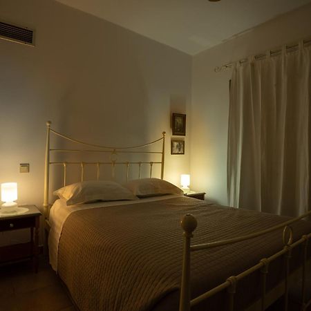 Semini Villa Myrties 外观 照片
