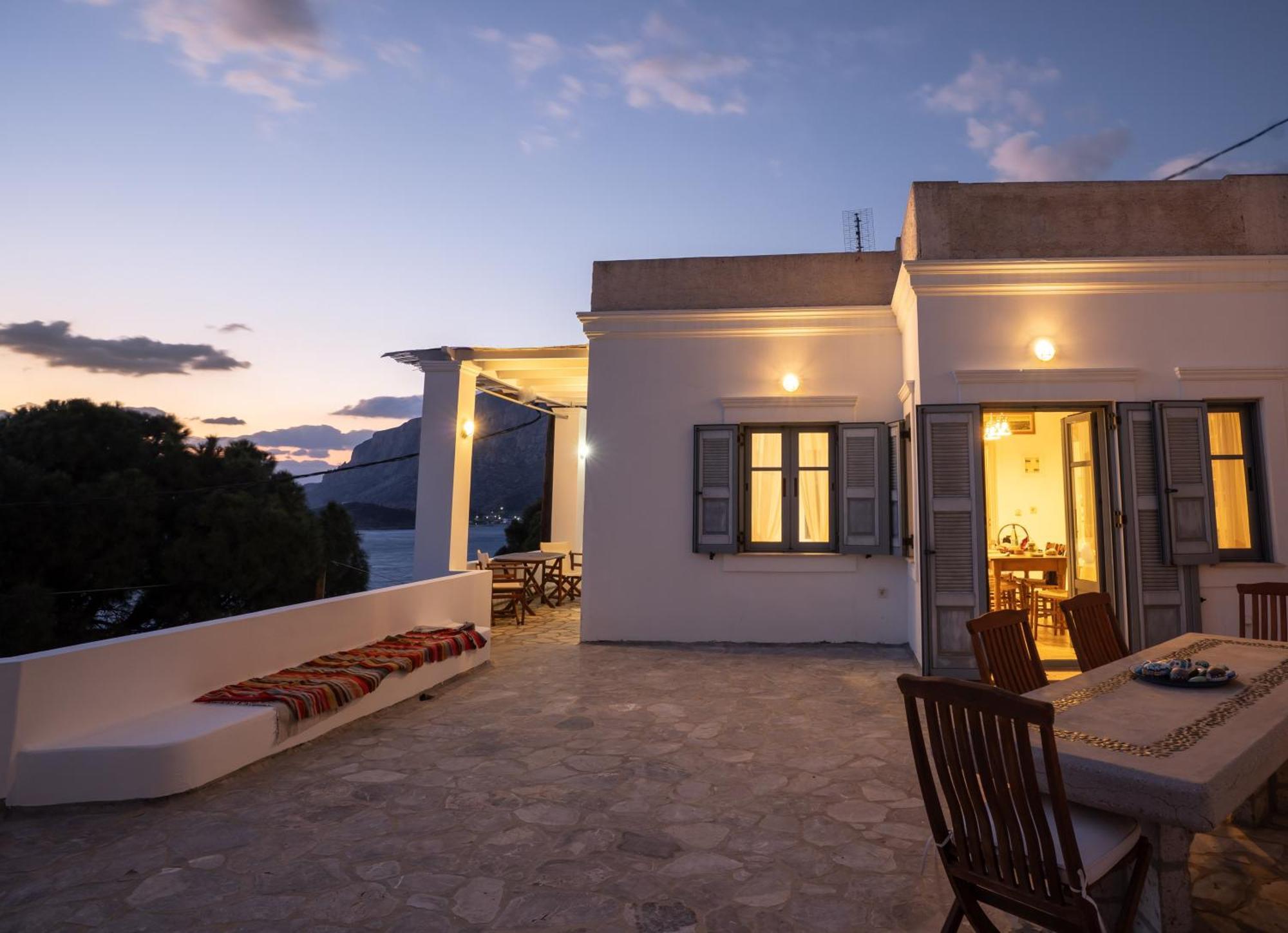 Semini Villa Myrties 外观 照片